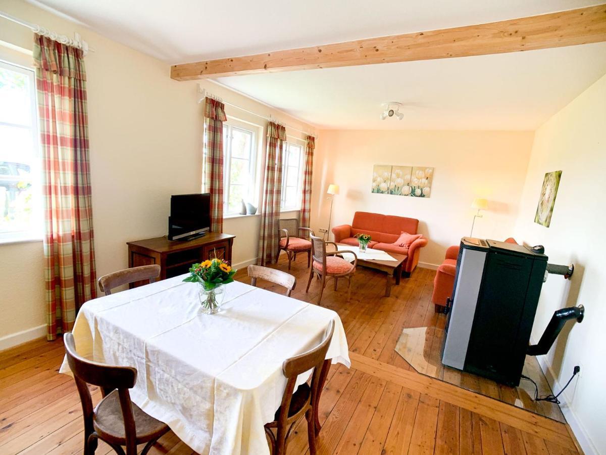 Appartement Am Hut à Neukirchen  Extérieur photo
